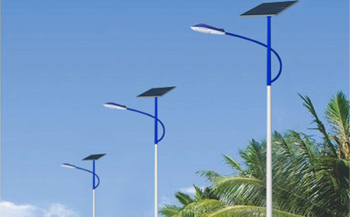 博湖太阳能路灯防触电安全指南：如何选择与维护