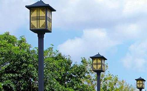 博湖庭院灯安装间距与布灯设计全解析 博湖庭院灯安装间距与布灯设计全解析